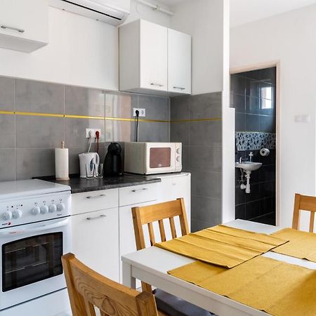 Nemeth Apartman ケストヘイ エクステリア 写真