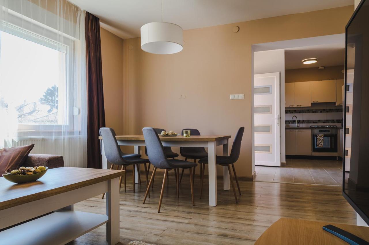 Nemeth Apartman ケストヘイ エクステリア 写真