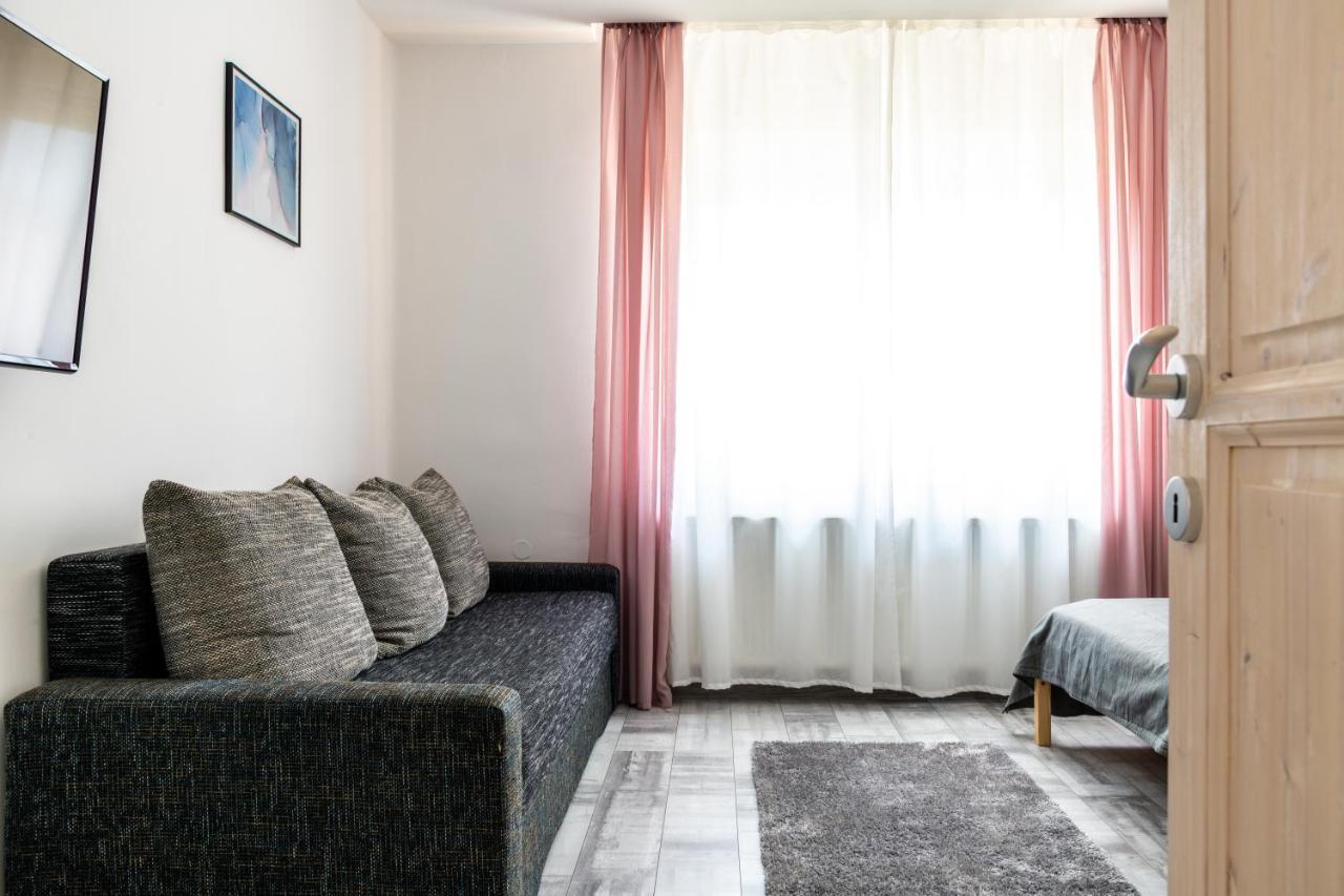 Nemeth Apartman ケストヘイ エクステリア 写真